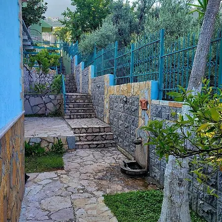 Villa Angela Vlorë
